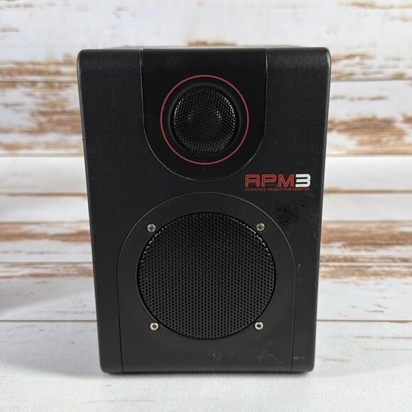 AKAI RPM3 Reference Monitor – Left Speaker Only Tested Working No Cables - Picture 1 of 4